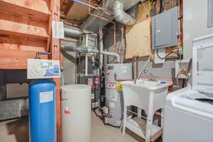 4 Meadow Way, Hopewell Junction, NY 12533 - Photo 17