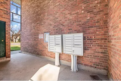 11 Edmunton Dr #E5, North Babylon, NY 11703 - Photo 13