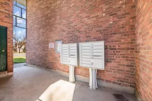 11 Edmunton Dr, North Babylon, NY 11703 - Photo 13