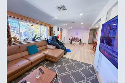 157-14 20th Road, Whitestone, NY 11357 - Photo 3