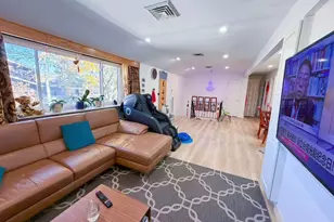 157-14 20th Rd, Whitestone, NY 11357 - Photo 3