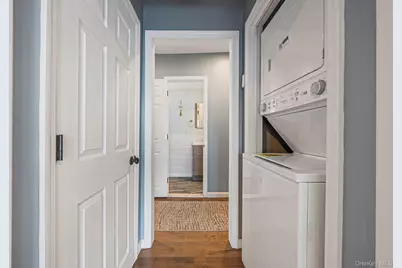 244 S Bayview Avenue, Amityville, NY 11701 - Photo 21