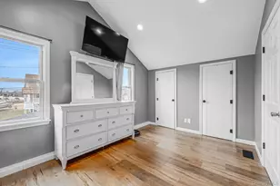 244 S Bayview Ave, Amityville, NY 11701 - Photo 27