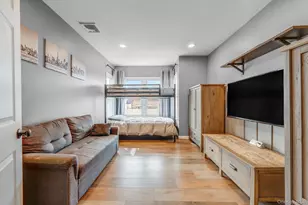 244 S Bayview Ave, Amityville, NY 11701 - Photo 17