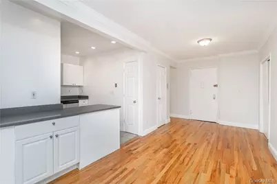 140 E Hartsdale Avenue #1G, Hartsdale, NY 10530 - Photo 3