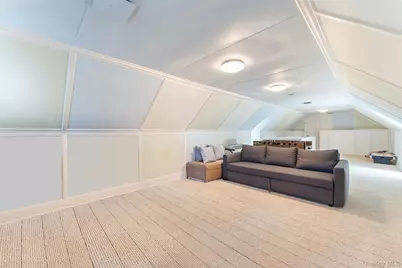 45 Griffen Avenue, Scarsdale, NY 10583 - Photo 23