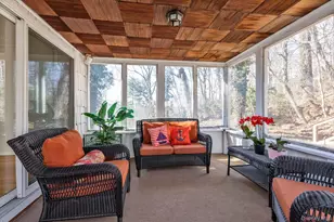 10 Sycamore Rd, Glen Cove, NY 11542 - Photo 17