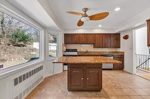 10 Sycamore Rd, Glen Cove, NY 11542 - Photo 7