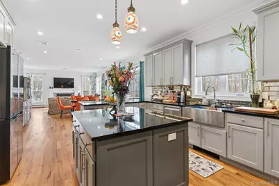 16 Gateway Court, Hampton Bays, NY 11946 - Photo 13