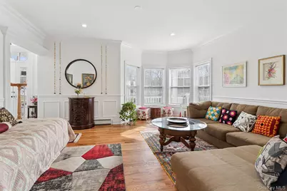 16 Gateway Court, Hampton Bays, NY 11946 - Photo 5