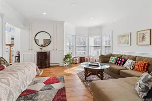 16 Gateway Ct, Hampton Bays, NY 11946 - Photo 5