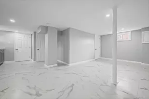 7 Joan Ave, Centereach, NY 11720 - Photo 9