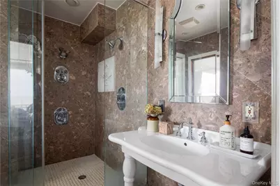 795 Glen Court, Cutchogue, NY 11935 - Photo 19