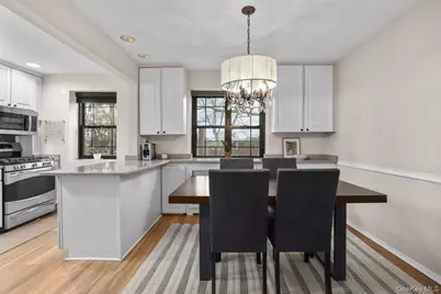 33 Manchester Road #2R, Eastchester, NY 10709 - Photo 7