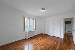 260-11 Langstone Ave, Glen Oaks, NY 11004 - Photo 3