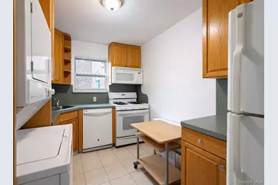 260-11 Langstone Avenue #GV118E5-1, Glen Oaks, NY 11004 - Photo 7