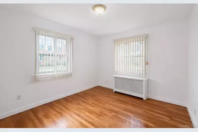 260-11 Langstone Avenue #GV118E5-1, Glen Oaks, NY 11004 - Photo 5