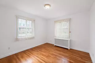 260-11 Langstone Ave, Glen Oaks, NY 11004 - Photo 5