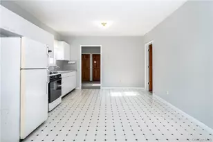 274 Lockwood Ave, New Rochelle, NY 10801 - Photo 9