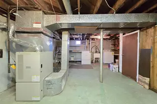 49 Lakewood Ave, Ronkonkoma, NY 11779 - Photo 13