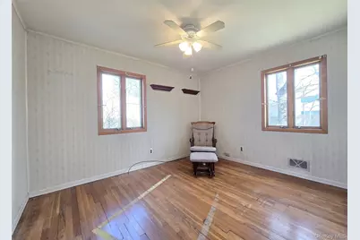 49 Lakewood Avenue, Ronkonkoma, NY 11779 - Photo 11