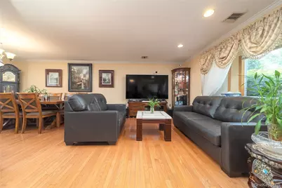 2544 New York Avenue, Huntington, NY 11747 - Photo 5