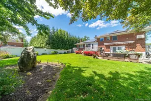 2544 New York Ave, Huntington, NY 11747 - Photo 21