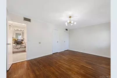 844 Flanders Drive, Valley Stream, NY 11581 - Photo 15