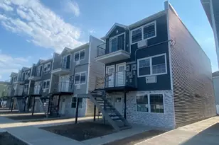 6-05 Barbadoes Dr, Arverne, NY 11692 - Photo 3