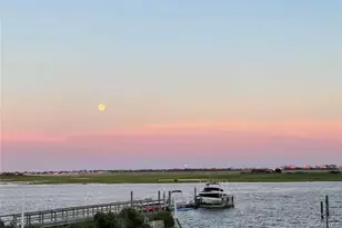 6-05 Barbadoes Dr, Arverne, NY 11692 - Photo 13