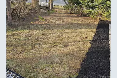 2 Pickwood Lane, Great Neck, NY 11024 - Photo 33