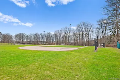 2881 Meadowcrest Drive, Yorktown Heights, NY 10598 - Photo 41