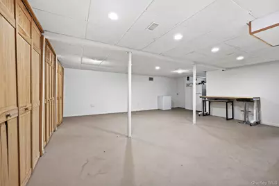 2881 Meadowcrest Drive, Yorktown Heights, NY 10598 - Photo 29