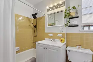 37 Summit Ave, Port Chester, NY 10573 - Photo 15