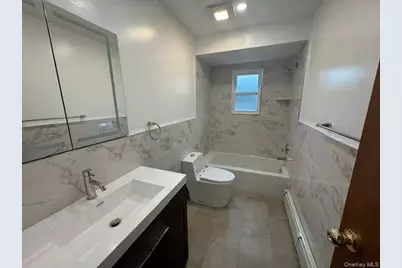 8 Deans Lane, Bayville, NY 11709 - Photo 5
