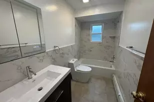 8 Deans Ln, Bayville, NY 11709 - Photo 5