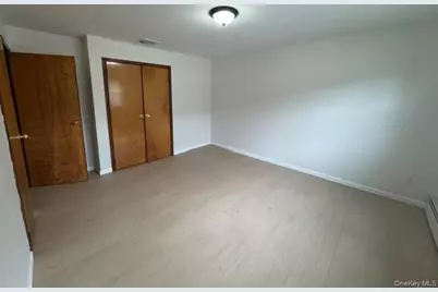 8 Deans Lane, Bayville, NY 11709 - Photo 13