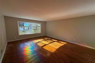 15 Dugan, Hopewell Junction, NY 12533 - Photo 3