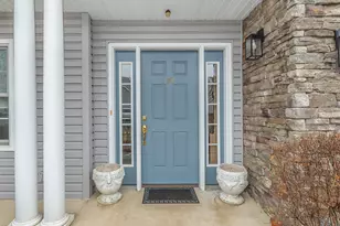 174 Pond View Dr, Port Washington, NY 11050 - Photo 3