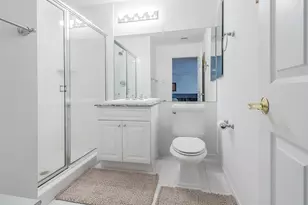 174 Pond View Dr, Port Washington, NY 11050 - Photo 21