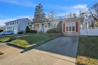 1408 Saint Louis Avenue, Bay Shore, NY 11706 - Photo 3