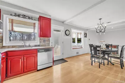 1408 Saint Louis Avenue, Bay Shore, NY 11706 - Photo 11