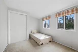 26 Bowden Dr, Huntington Station, NY 11746 - Photo 19