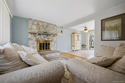 26 Bowden Drive, Huntington Station, NY 11746 - Photo 7