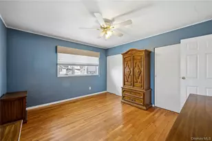 26 Bowden Dr, Huntington Station, NY 11746 - Photo 13