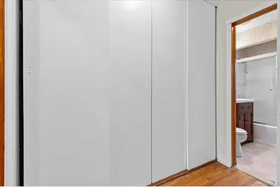 87-18 Marengo Street #2B, Hollis, NY 11423 - Photo 17