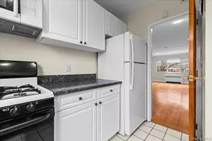 87-18 Marengo St, Hollis, NY 11423 - Photo 11