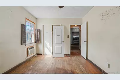5353 61st Street, Maspeth, NY 11378 - Photo 9