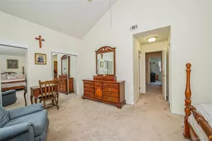 326 Erin Ln, East Setauket, NY 11733 - Photo 19