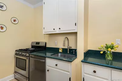 35 Parkview Avenue #1D, Bronxville, NY 10708 - Photo 21